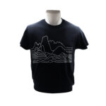 Camiseta negra Picos de Europa vista frontal | Asturias Encantada