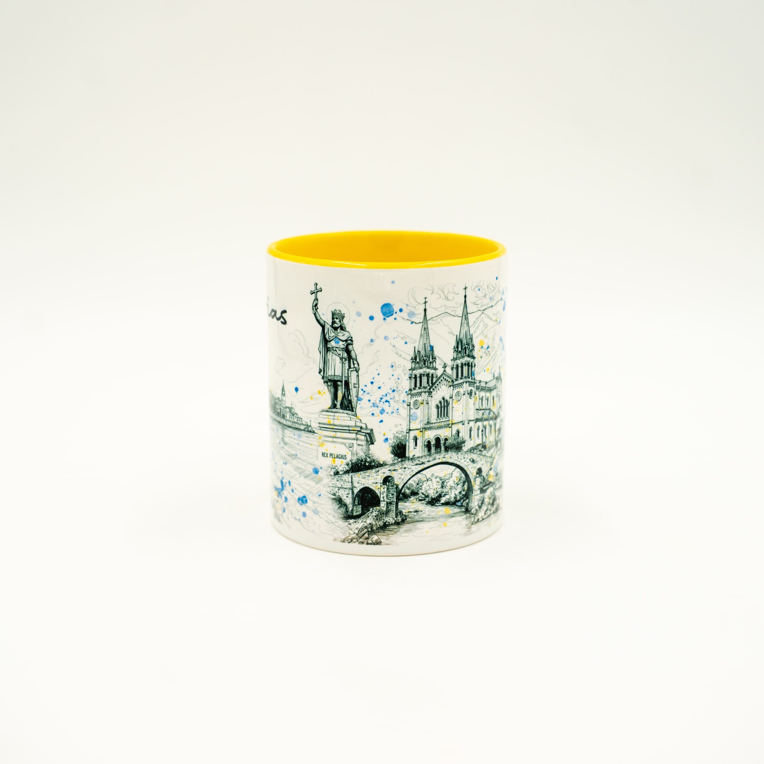 Taza cerámica Plumilla Asturias detalle | Asturias Encantada
