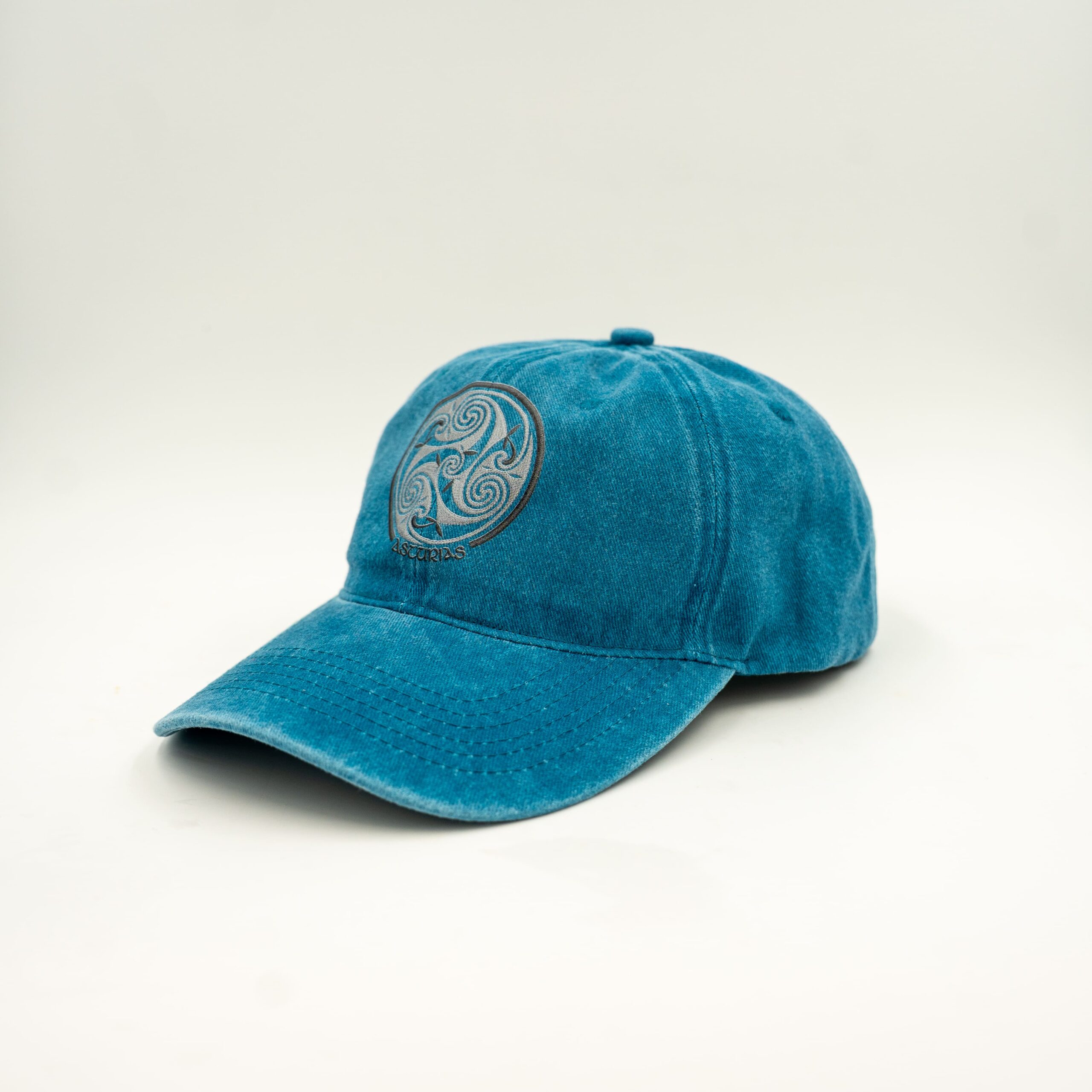 Gorra azul Trisquel Asturias general | Asturias Encantada