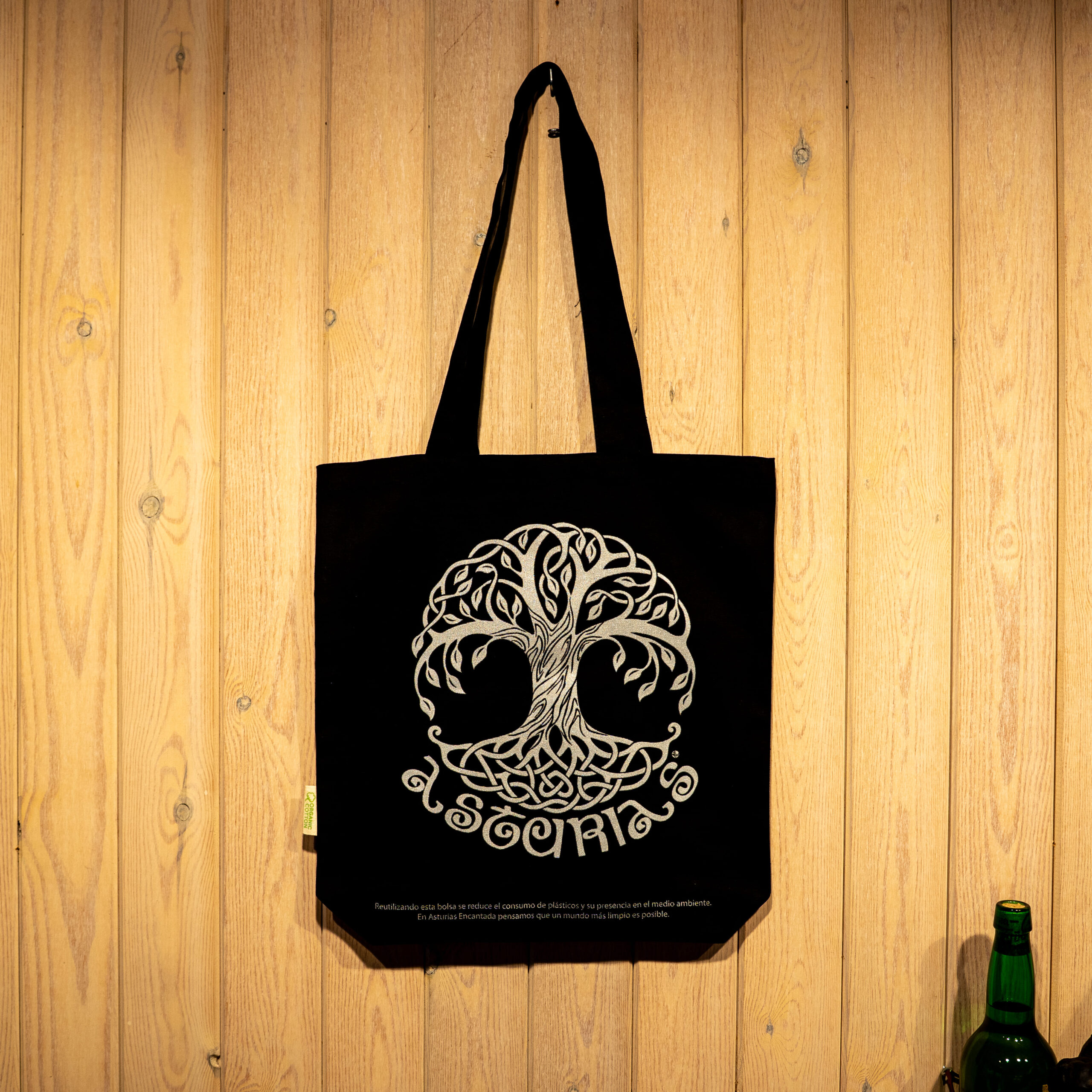 Tote bag negra Árbol de la Vida Asturias frontal | Asturias Encantada